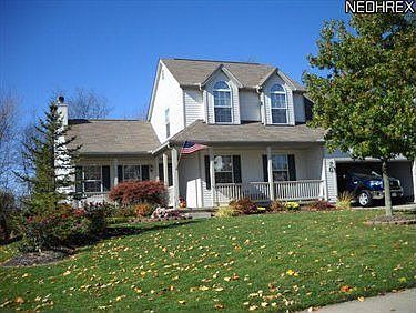 1st image of 453 Woodcrest Dr