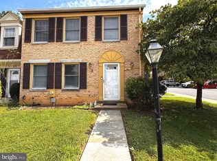 11 Fence Line Dr, Gaithersburg, MD 20878