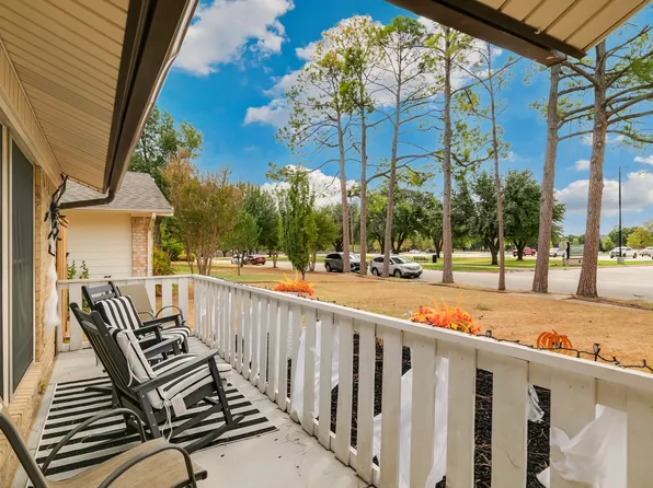 2217 Homestead Pl, Garland, TX 75044