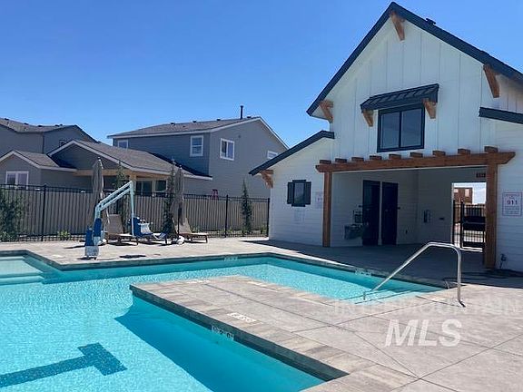 3rd image of 203 S Koyukuk Ln