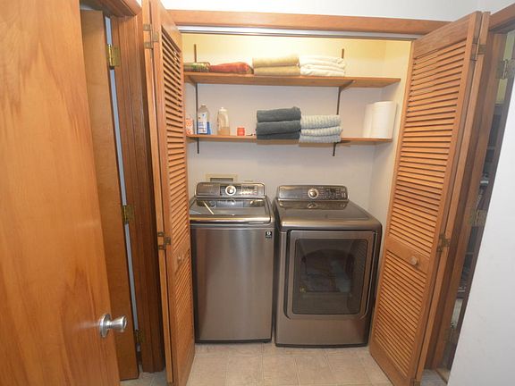 3rd image of 7402 Canal Ct