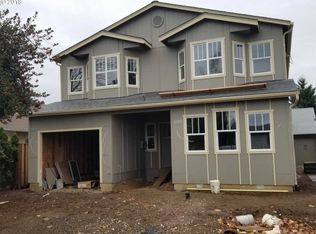 8268 SE Yamhill St, Portland, OR 97216