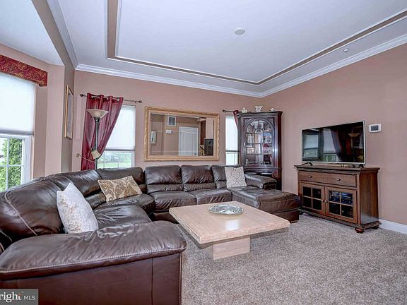 5th image of 1331 Kelsey Ct