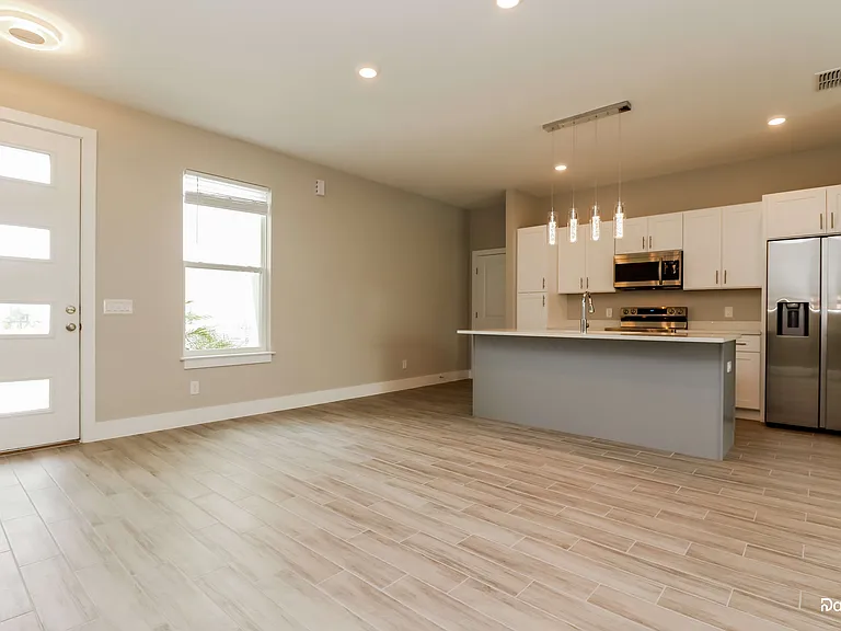 260 Gladiola Ct — Photo 5