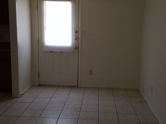 3rd image of 1103 N Bishop St