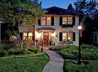 318 Stark Ct, Saint Louis, MO