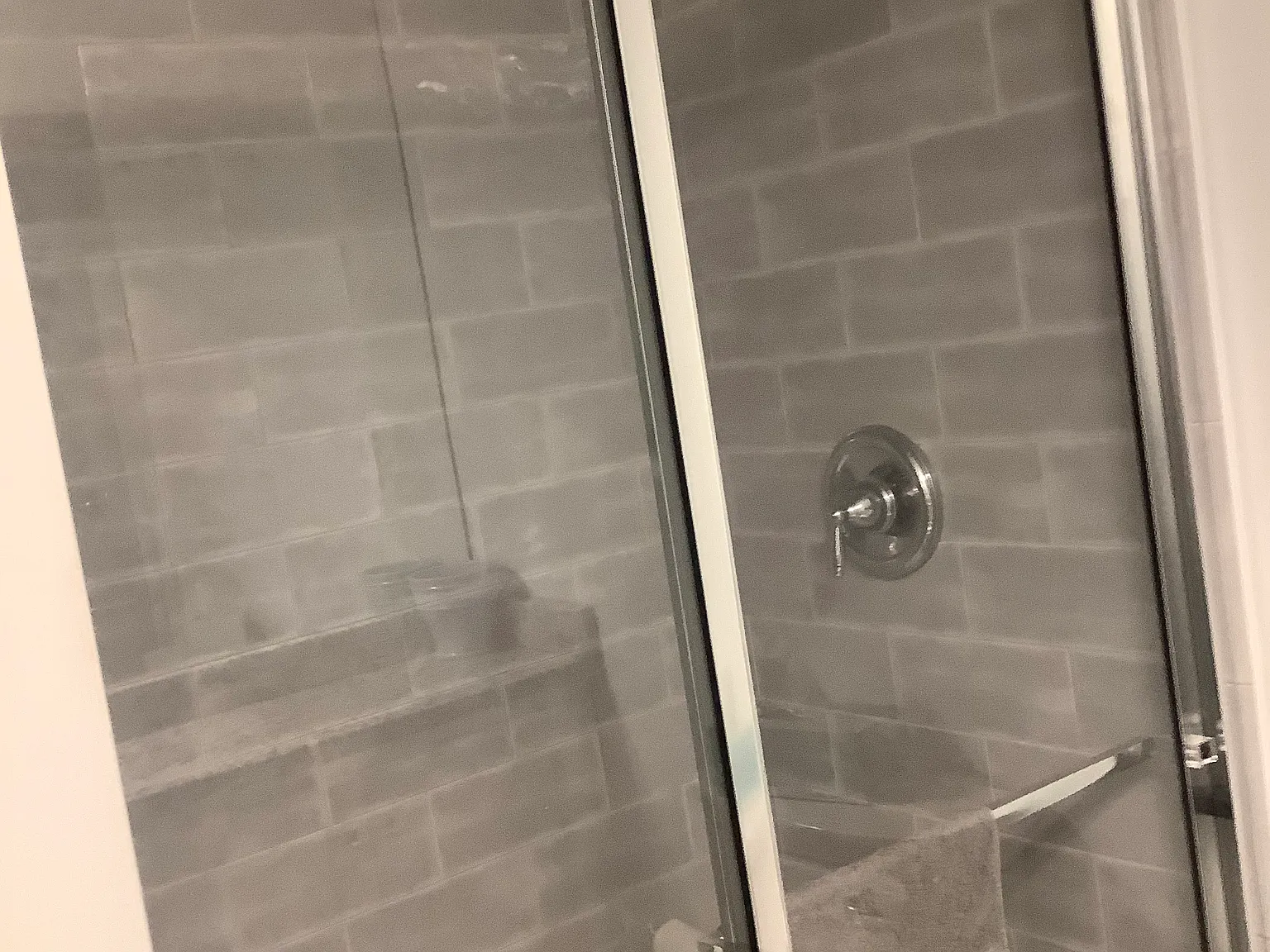 1 bed, 490 sqft, $1,750 — Photo 3