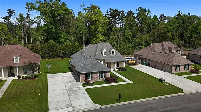 8929 Greenleaves Dr — Photo 28