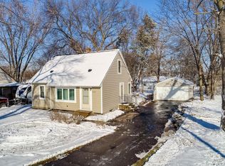 1713 Laurie Rd E, Maplewood, MN 55109