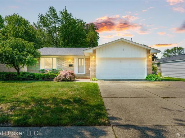 33029 Hampshire St, Westland, MI 48185