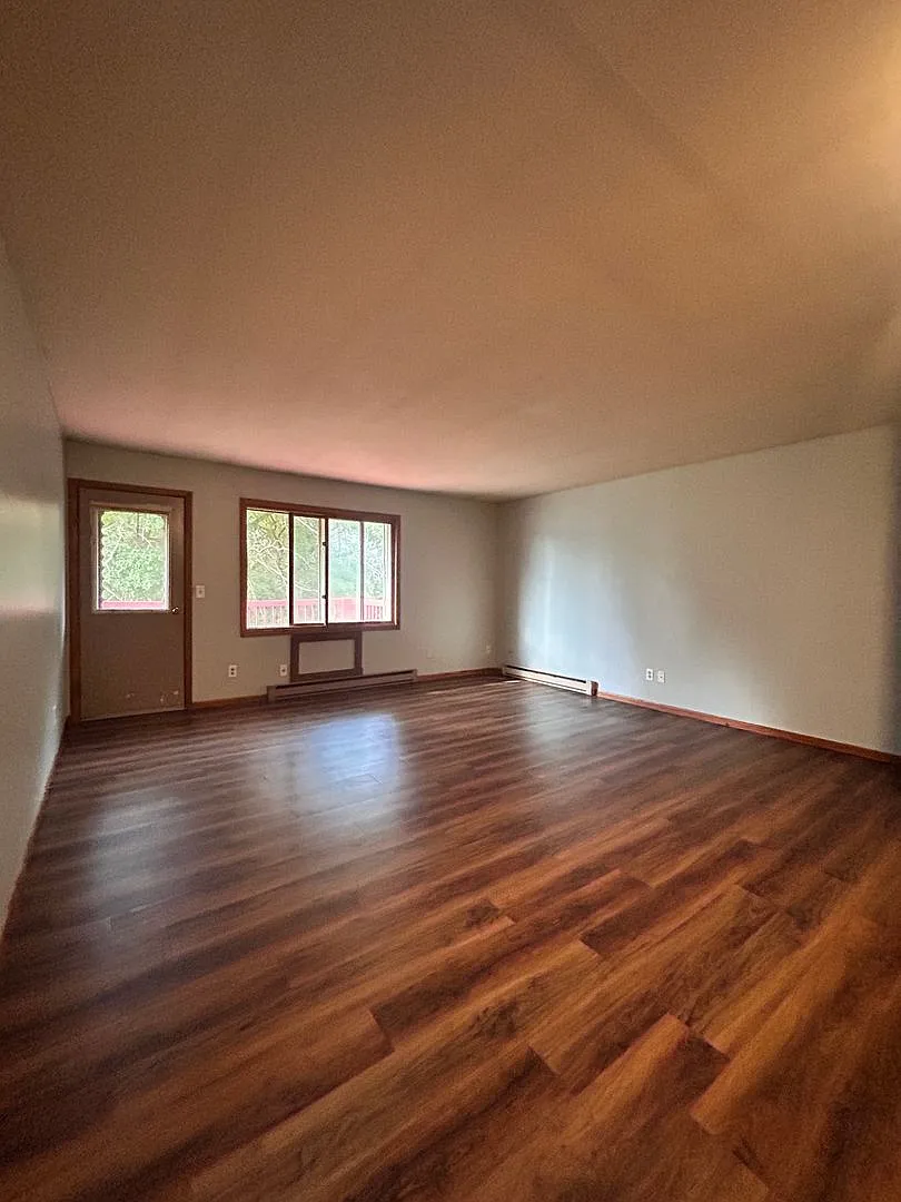 220 S Holly — Photo 1