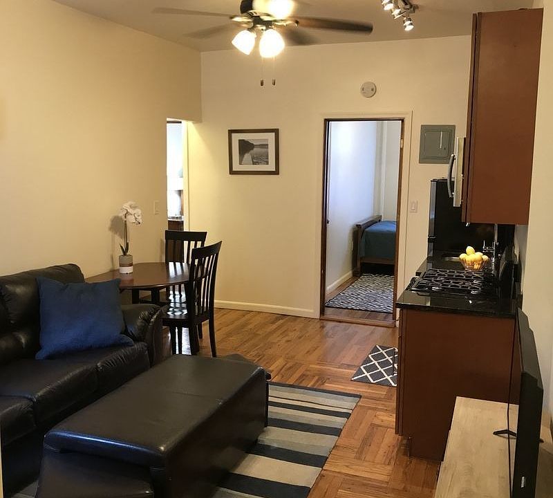2nd image of 21 Broadway Ter APT B