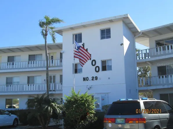 11100 86th Ave APT 207, Seminole, FL 33772