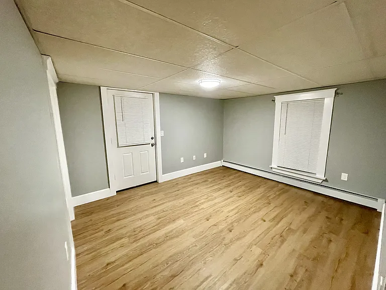 13 Regan St #B — Photo 2
