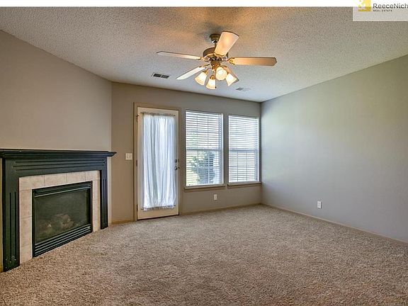 3rd image of 4436 NE 83rd Ter