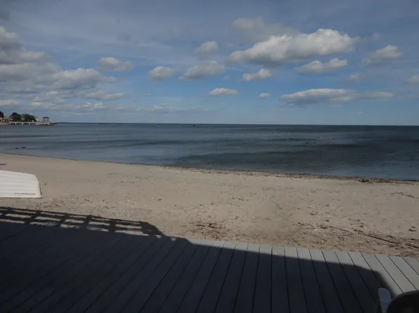17 Seabreeze Ave #17, Milford, CT 06460