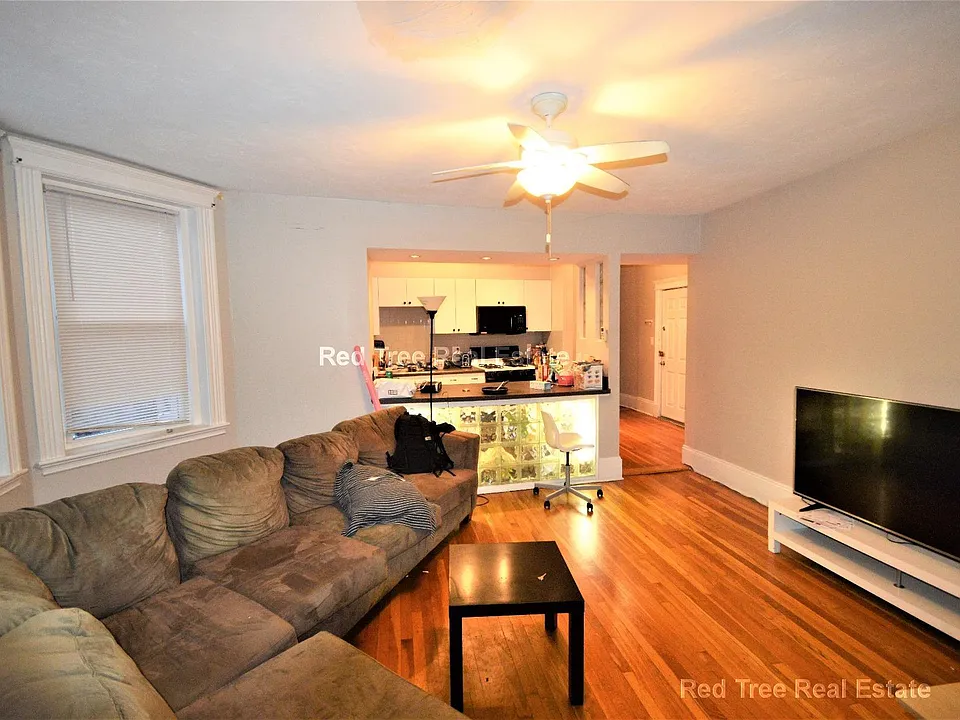 83 Glenville Ave #2