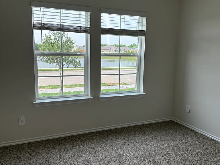 845 Wild Rose Way — Photo 7
