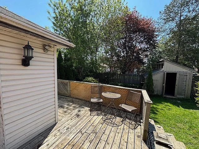 177 Athol St E — Photo 26