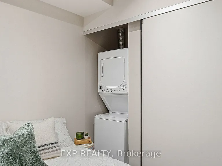 39 Brant St #416 — Photo 19