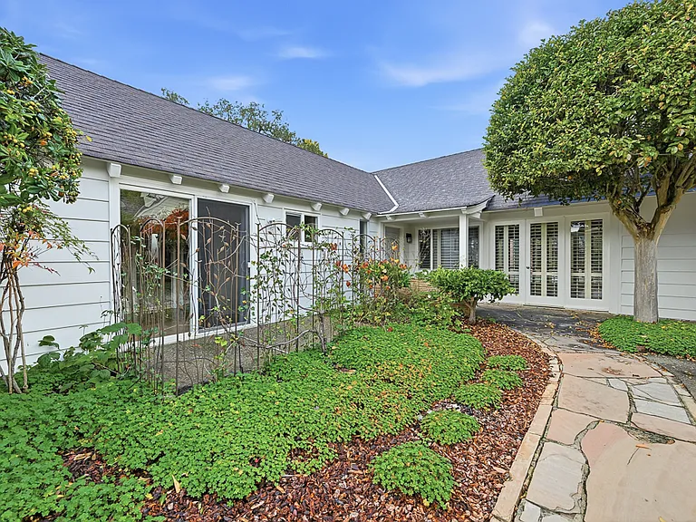 20 Kent Pl — Photo 108