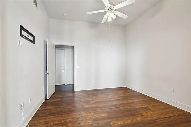 900 S Peters St #2 — Photo 9