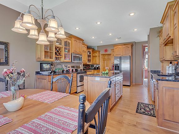 Spacious kitchen/dining area