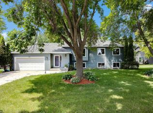 298 Brent Dr, Waconia, MN 55387