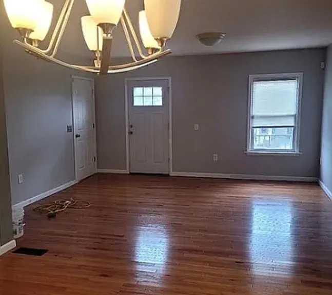 270 Crestwood Ave #2 — Photo 7