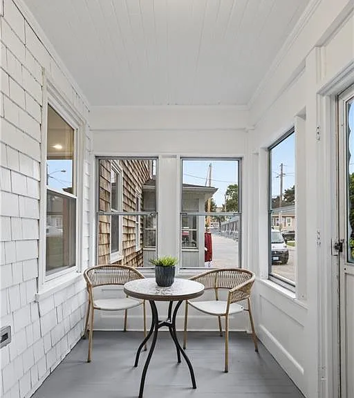 19 Princeton St — Photo 3