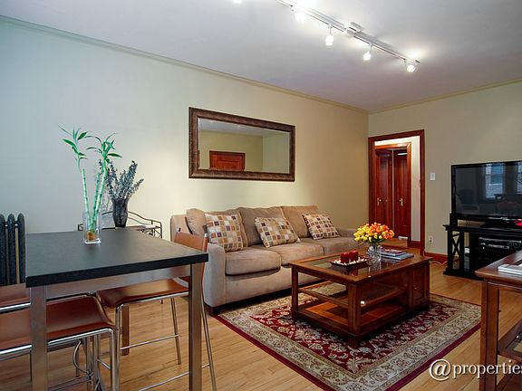 Living Room/Dining Room