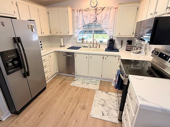 5th image of 10353 S Amesbury Point #28