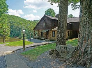 797 W Creek Rd, Saint Marys, PA 15857