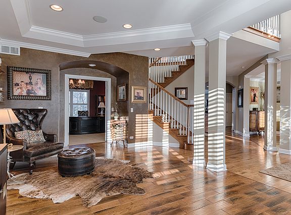 3rd image of 24930 W Heritage Oaks Dr