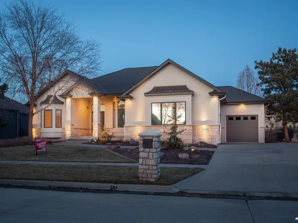 5544 Sawgrass Dr, Lincoln, NE 68526