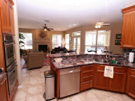 4th image of 1815 Sandy Knoll Cir S