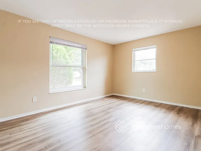 1685 Fortune Dr — Photo 13