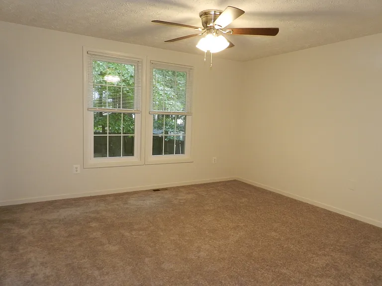 10605 Holleybrooke Dr — Photo 11