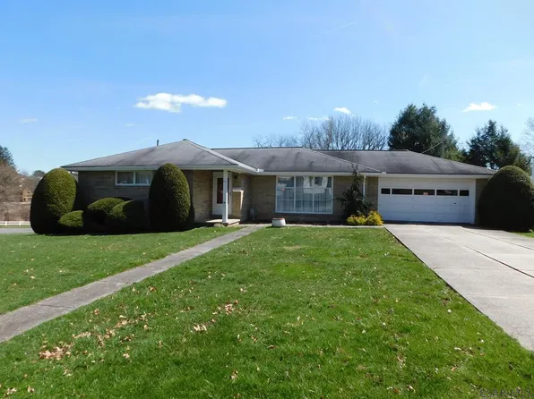 121 Alberta Ave, Johnstown, PA 15905