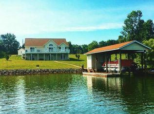 1590 Dudley Amos Rd, Moneta, VA 24121