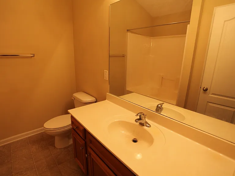 2123 Cobblestone Dr — Photo 8