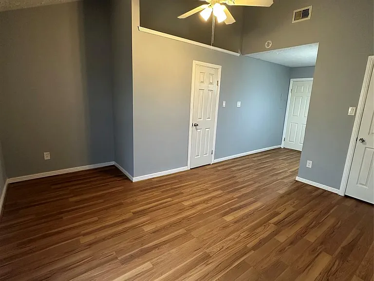 8636 Village Of Fondren Dr #8636 — Photo 26