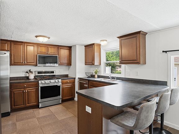 2nd image of 8841 Nicollet Ave S