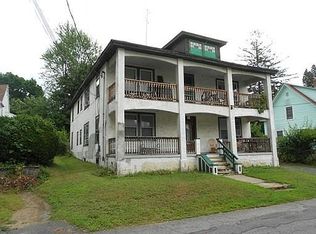 9 Water Ln, Easthampton, MA 01027