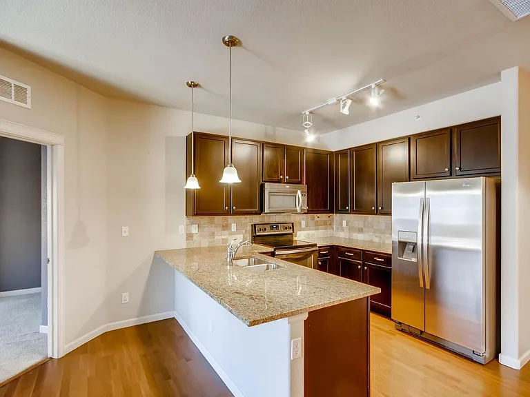 1162 Rockhurst Dr #405 — Photo 3