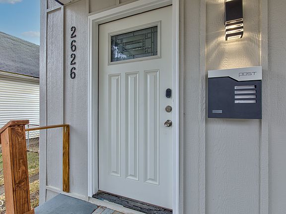 5th image of 2626 E 18th St
