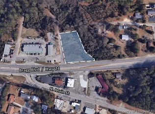 206 Ziglar Cir, Spring Lake, NC 28390