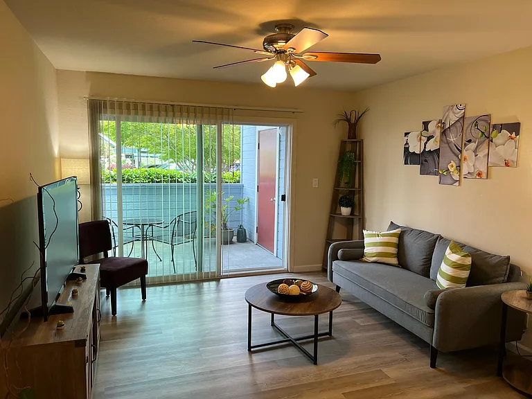 Windemere Apartments — Photo 7