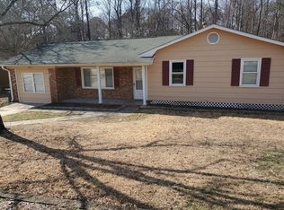 4451 Ruby Rd, Fayetteville, NC 28311