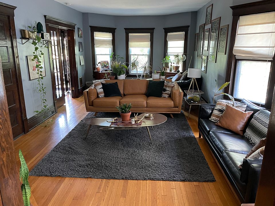 1st image of 437 Potomac Ave